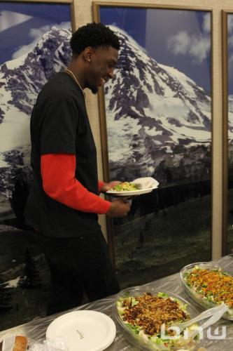 An attendee gets lunch at The Artist Workshop: Production 101